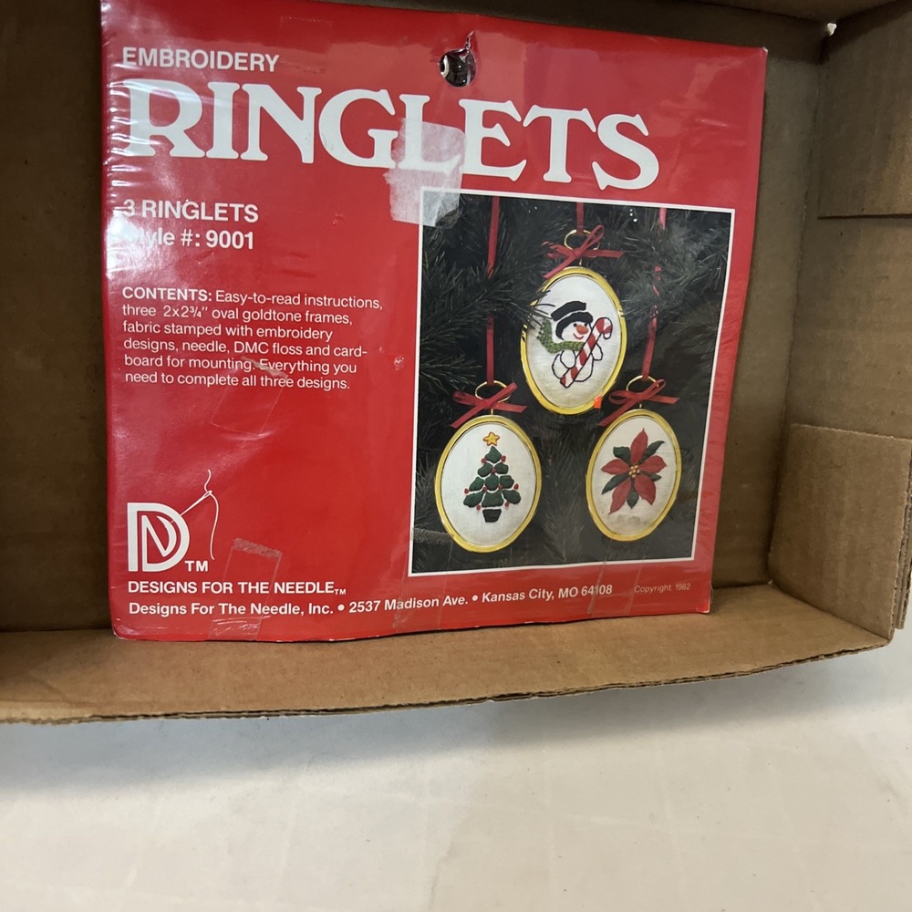 Designs‎ For The Needle Counted Cross Stitch Ringlets #9001 3 Ornaments 1982 New